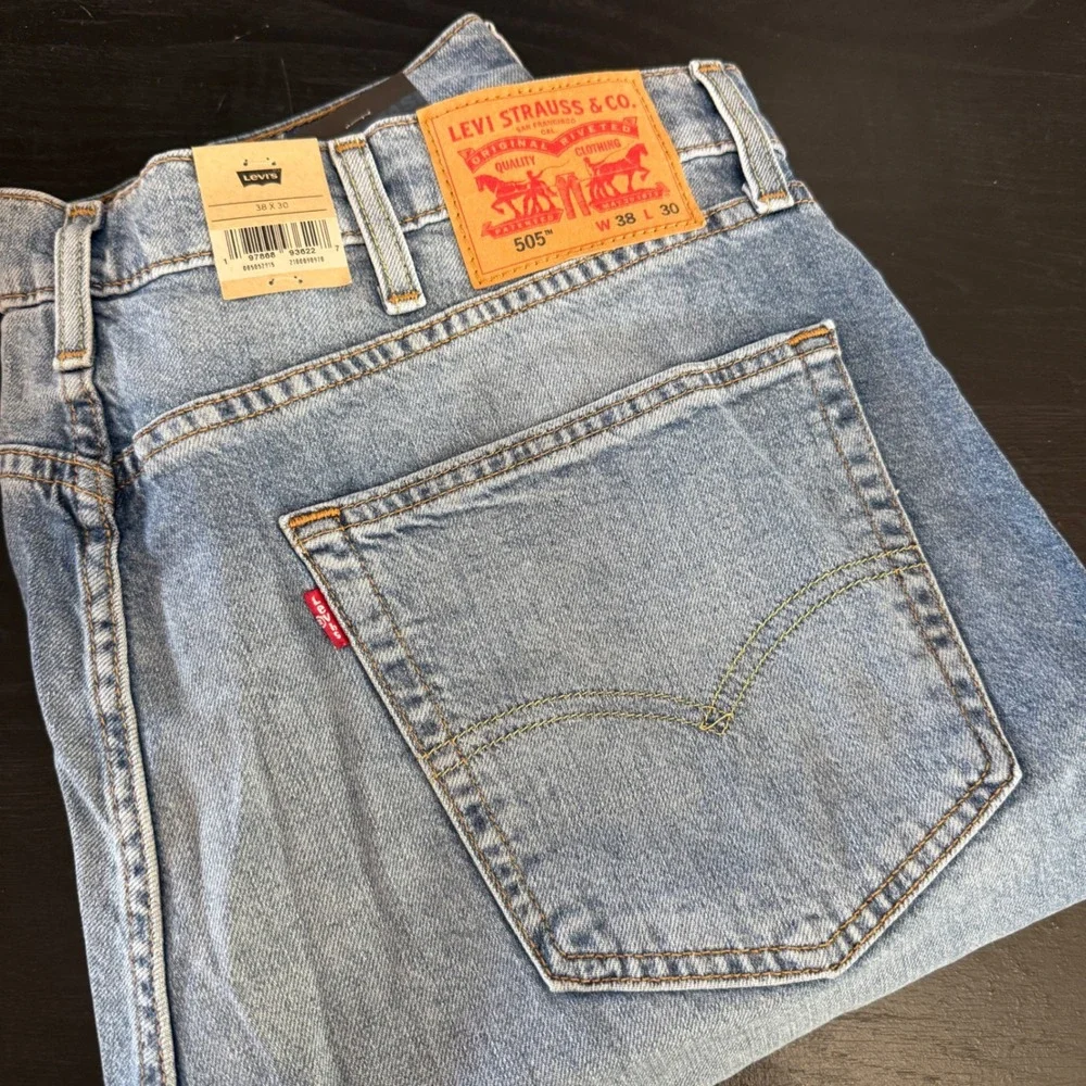 Levis 505 Regular Straight Mens Jeans‎ 38x30 Light Wash Stretch Denim new tags